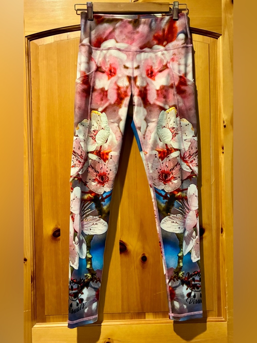 Indepth Visuals Floral Print Pink Stretch Leggings for Women
